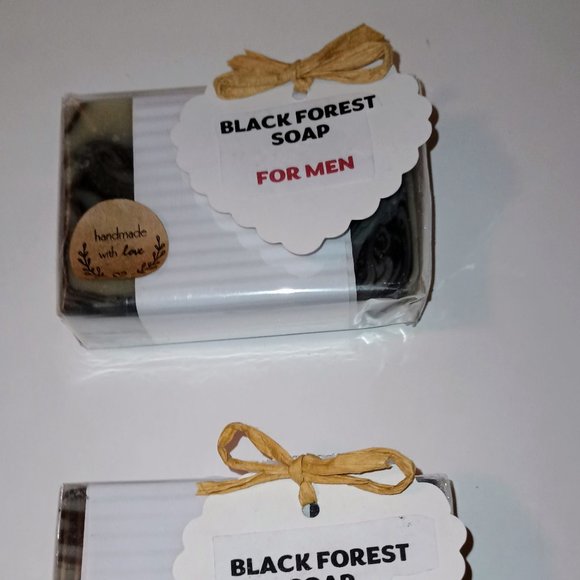 BLACK FOREST SOAP FOR MEN & GUMMY BEAR PARADE SOAP FOR KIDS - Picture 8 of 9